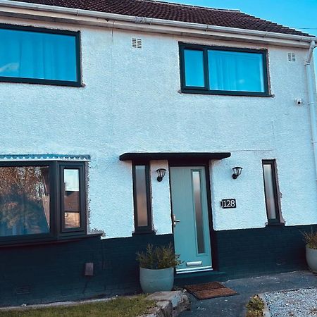 Entire Charming 5-Bed House In Darwen Blackburn Bb1 Free Parking Roadside Rishton Esterno foto